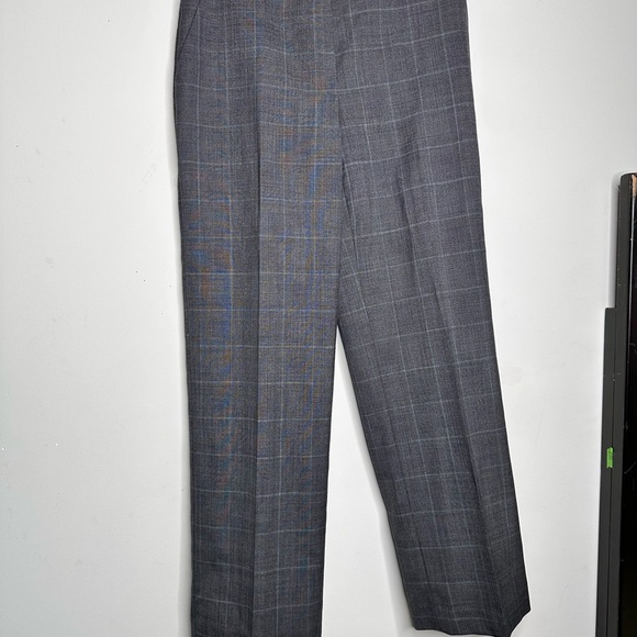 Hobbs Gray Checkered  Women Pants Suit - Picture 13 of 13